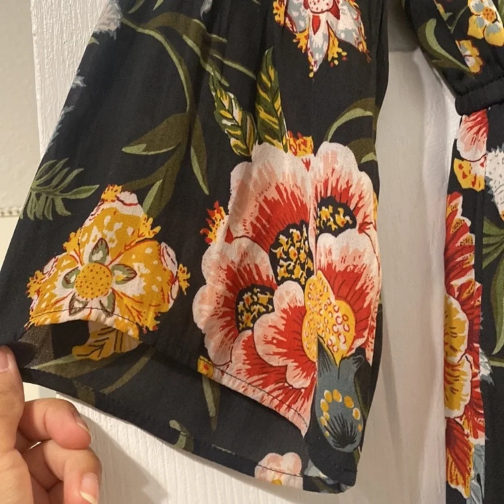 Floral Bell Sleeve Dress - Picture 4 of 4